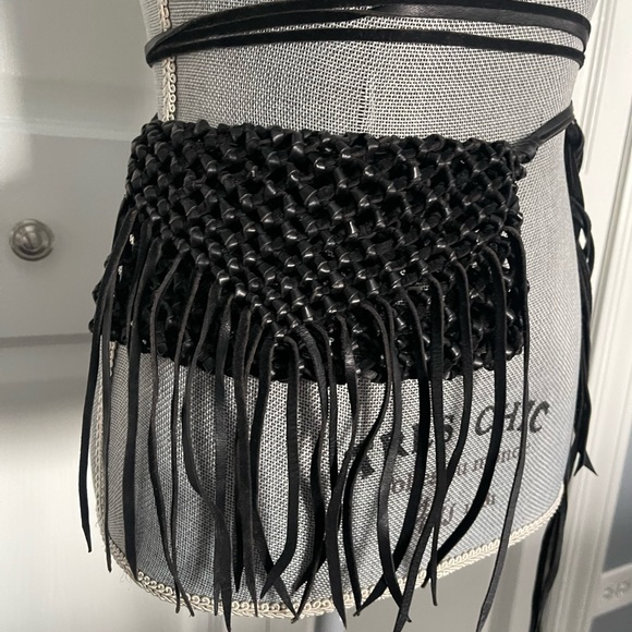 CARAVANA black leather Coyopa animal hand cut bag purse fringe straps - Picture 2 of 9